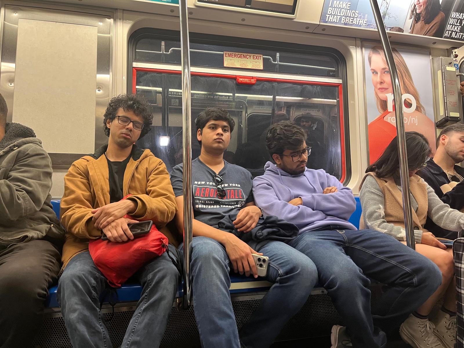 bakchodi in room
